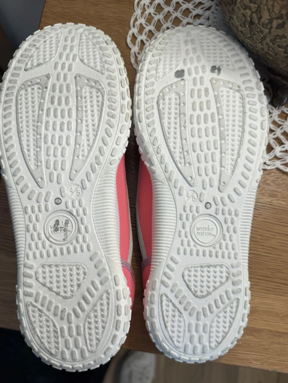 Girls Beach Water Swim Shoes Size 4/5 Pink Wonder Nation Slip On